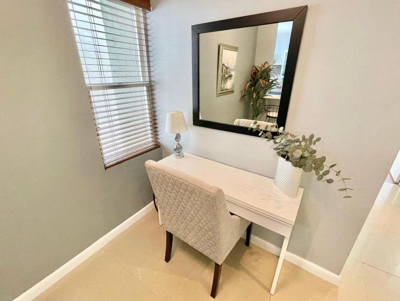 Modern 3 Bedroom Condo In Private Community #8 Petit Valley Luaran gambar